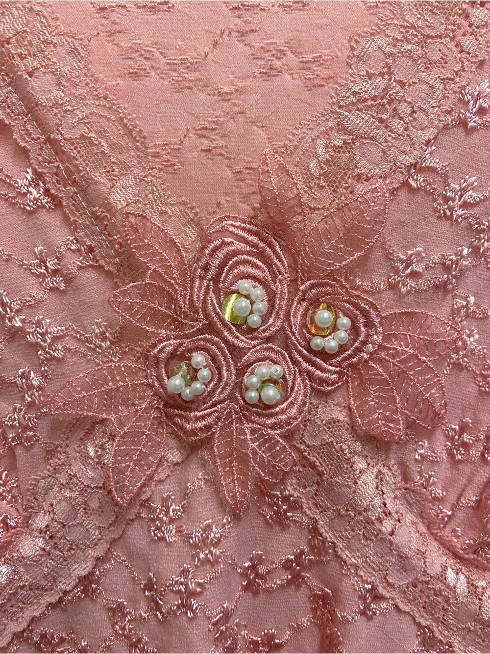 SOLD Fashion Bug Y2K Fairycore Pink Lace Top with Flutter Sleeves - Picture 4 of 6